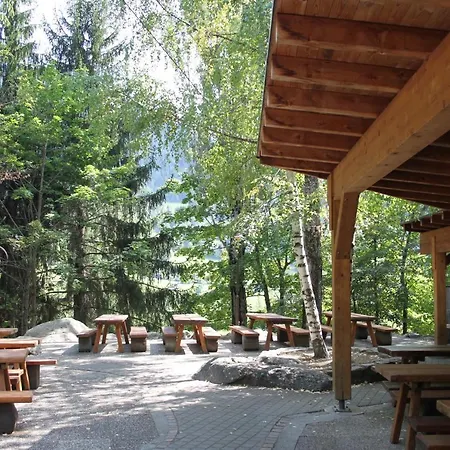Sport Fiesch, Garni Aletsch לינה וארוחת בוקר